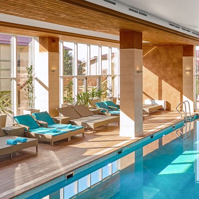 ALEAN FAMILY RESORT & SPA DOVILLE - Крытый бассейн