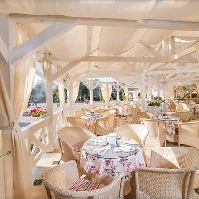 ALEAN FAMILY RESORT & SPA DOVILLE - Ресторан "Нормандия"