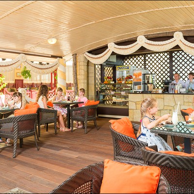 ALEAN FAMILY RESORT & SPA DOVILLE - Детское кафе "Карамелька"