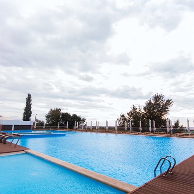 Отель "Beton Brut Resort" - Открытый бассейн