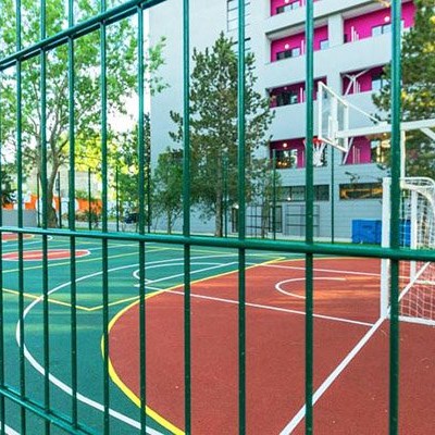 Отель "Beton Brut Resort" - Спортплощадка