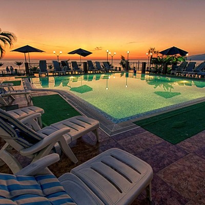Гостинично-санаторный комплекс "Alex Resort & Spa Hotel" - Бассейн с пресной водой