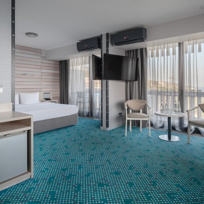 Ялта-Интурист Green Park отель - Люкс студия