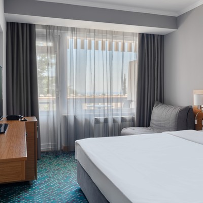 Ялта-Интурист Green Park отель - Стандарт с двуспальной кроватью и раскладным креслом