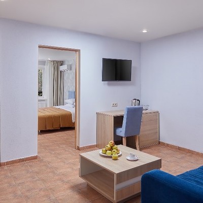 Отель Country Resort - Семейный номер