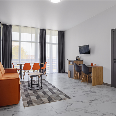 Bruni Loft Hotel - Luxe с балконом