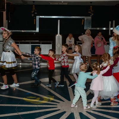 Пансионат с лечением "Заря" - Дискотека