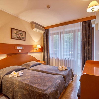 Пансионат с лечением "Заря" - 2-комнатный стандартный  1-2 этаж