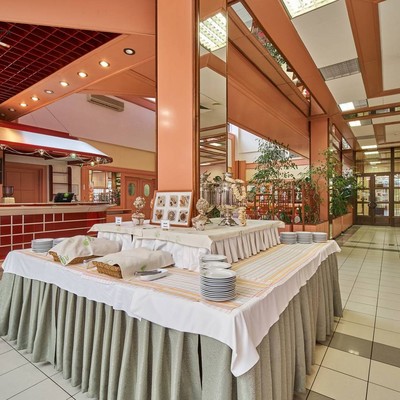 Пансионат с лечением "Заря" - Ресторан «Центральный»