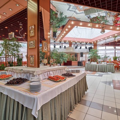 Пансионат с лечением "Заря" - Ресторан «Центральный»