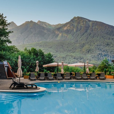 Глэмпинг Pine River 3* - Бассейн