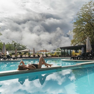 Глэмпинг Pine River 3* - Бассейн