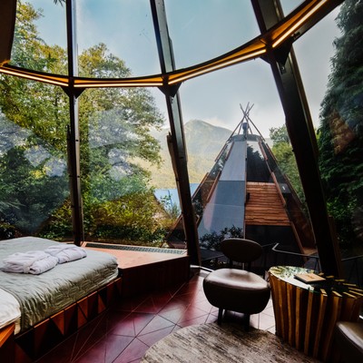 Глэмпинг Pine River 3* - Нео-Типи с видом на горы