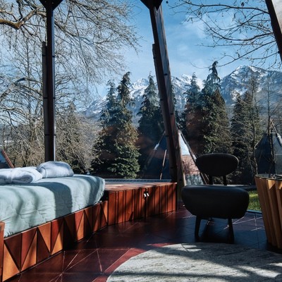 Глэмпинг Pine River 3* - Нео-Типи с видом на горы