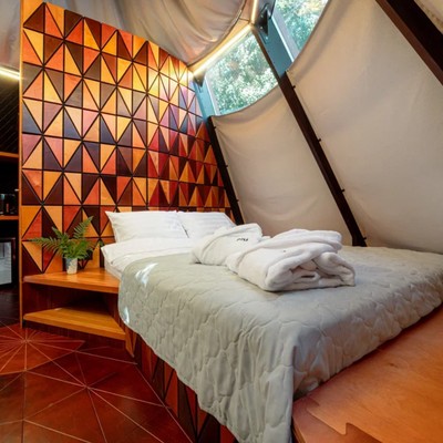 Глэмпинг Pine River 3* - Нео-Типи с видом на горы