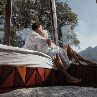 Глэмпинг Pine River 3* - Нео-Типи с видом на горы