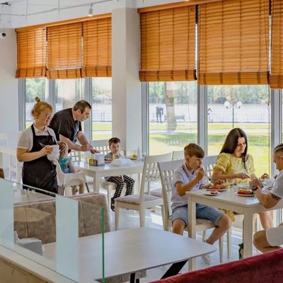 Загородный отель "Чайка" - Ресторан «Акватория»