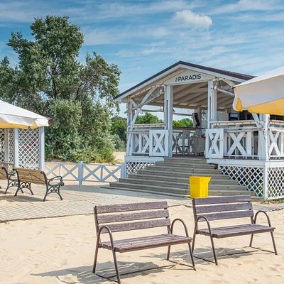 ALEAN FAMILY RESORT & SPA DOVILLE - Снек-бар на пляже "Le Paradis"
