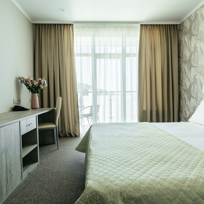 Amra Park Hotel & Spa - Апартаменты 2-местный 3-комнатный (с балконом, боковой вид на море)