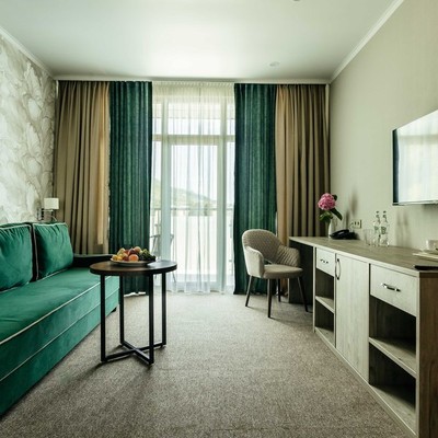 Amra Park Hotel & Spa - Апартаменты 2-местный 3-комнатный (с балконом, боковой вид на море)