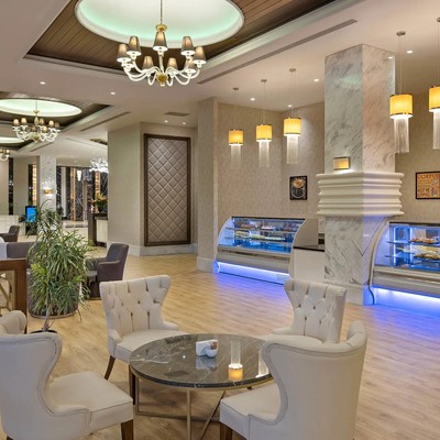 Dobedan World Palace (Ex. Brand Alva Donna World Palace) - Lobby Bar