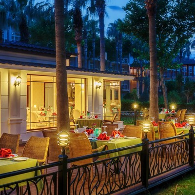 Dobedan World Palace (Ex. Brand Alva Donna World Palace) - Vivaldi Restaurant