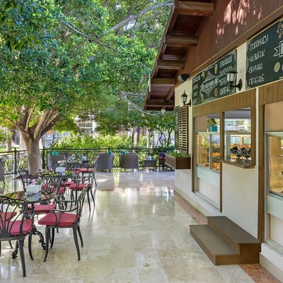 Dobedan World Palace (Ex. Brand Alva Donna World Palace) - Benjamin Bakery