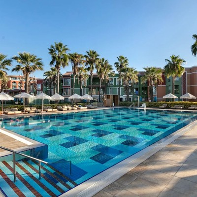 Megasaray Club Belek - Расслабляющий бассейн