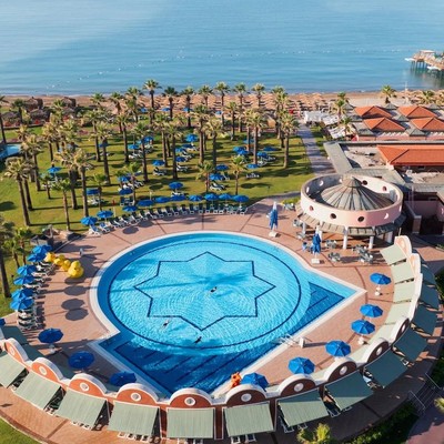 Megasaray Club Belek - Бирюзовый бассейн