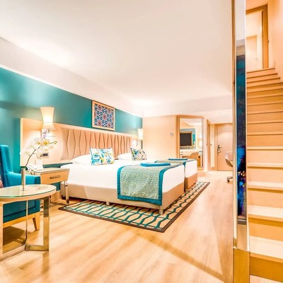 Megasaray Club Belek - Deluxe Swim Up Suite